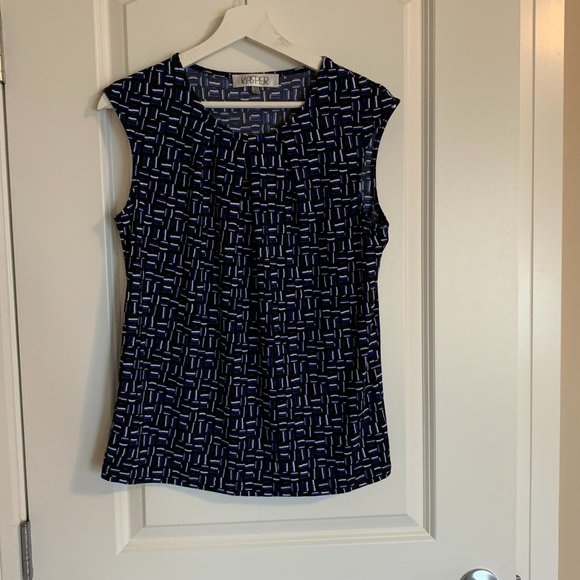 NWT Kasper printed keyhole sleveeless top, Small - Picture 2 of 4